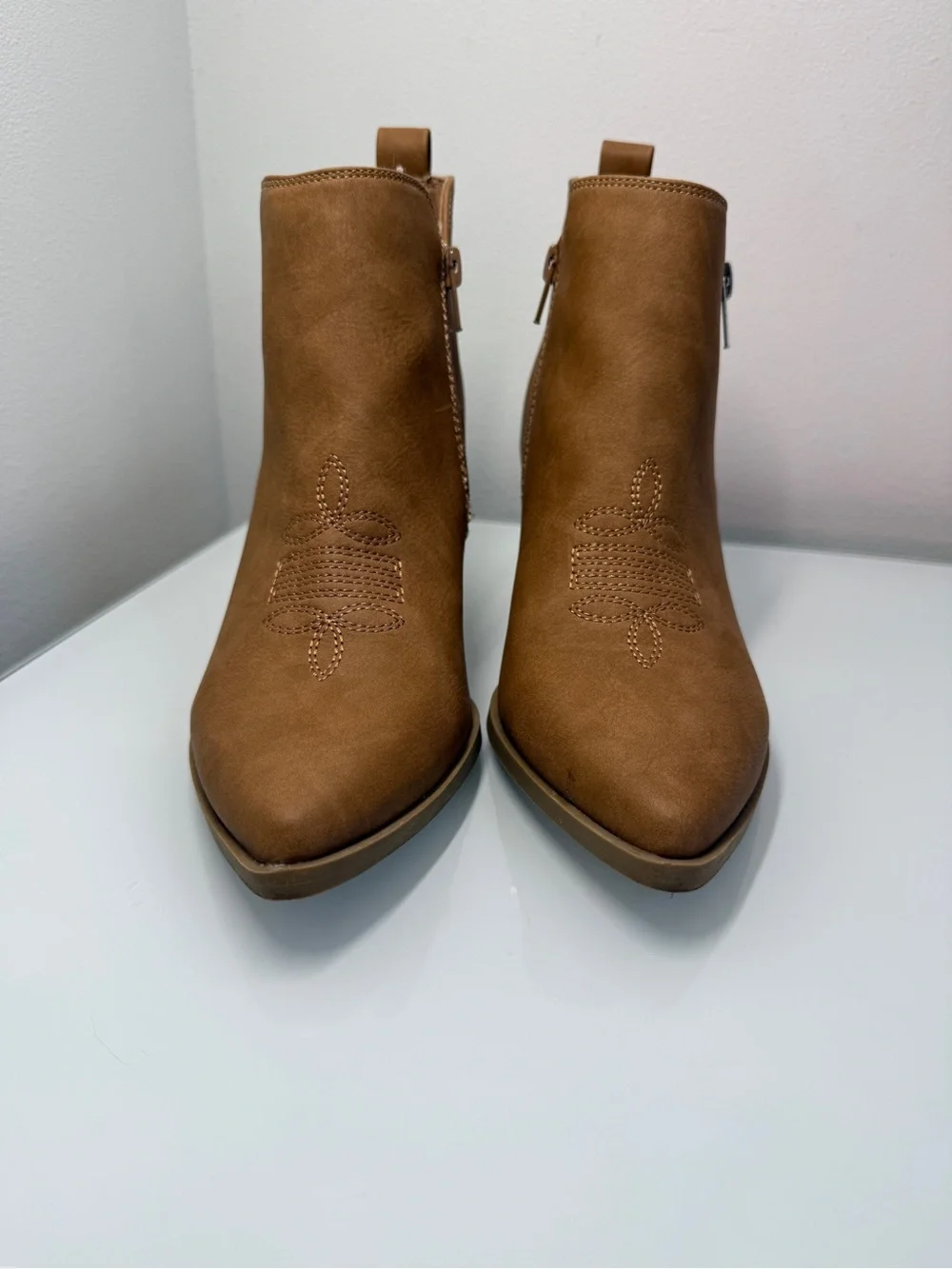 DV by Dolce Vita Kiki Tan Western Flared Heel Booties Women’s Size 7
